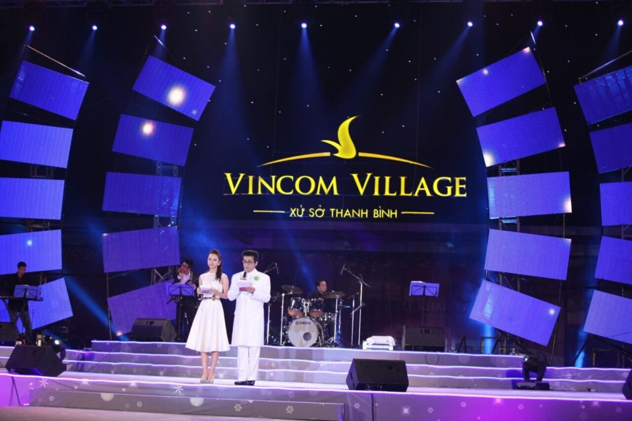 Vincom Village Gala Concert danh tang khach VIP Vingroup 1