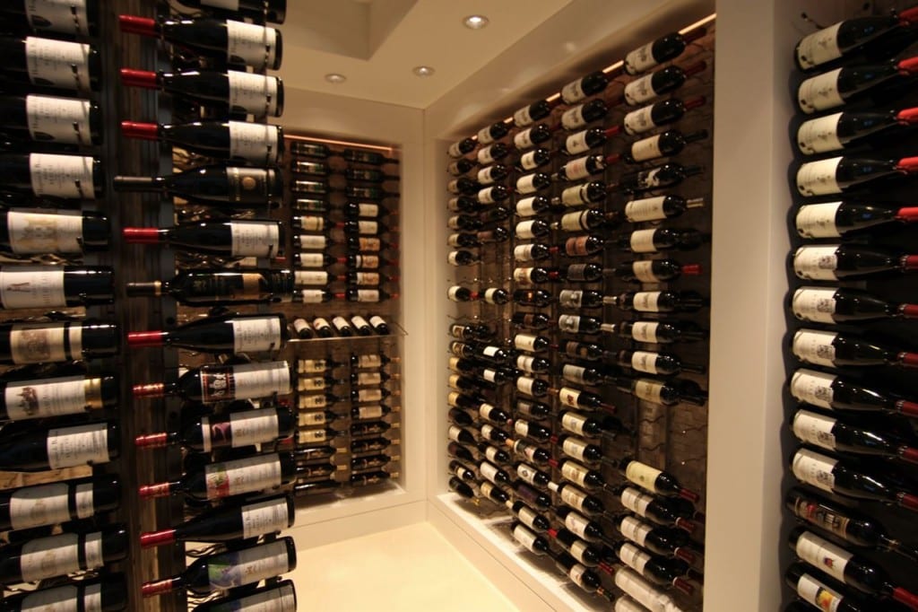 0002061_18-bottle-wall-mounted-wine-rack-1024x682.jpeg