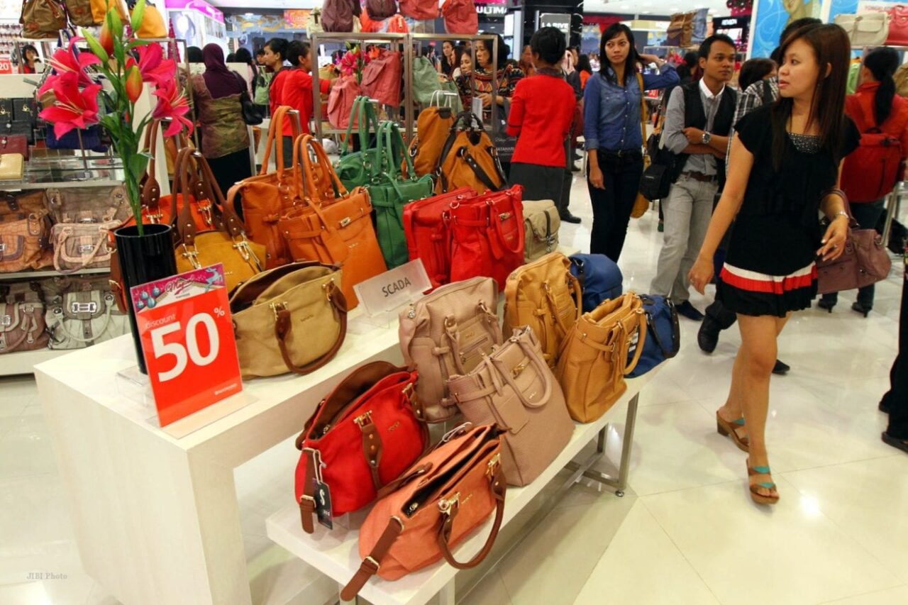 231112 DPE SOLO OPENING MATAHARI HARTONO MALL4