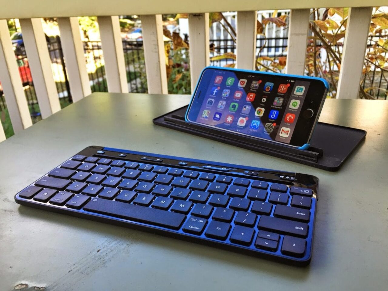 MS UMK device stand