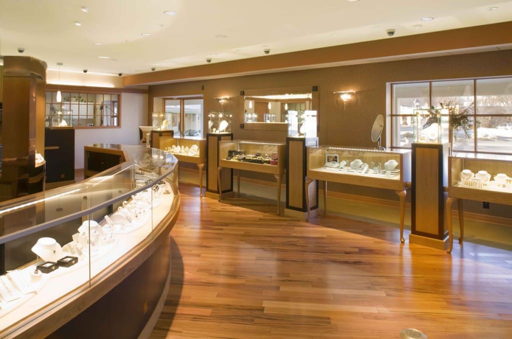 diamond-stores-picture-reviving-the-life-of-your-jewelry-store-stylish-frame-up-1024x679.jpg