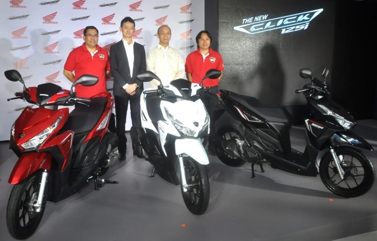Dennis Restor Honda MC Sales Luzon Yasushi Okamoto Honda Pres and GM Hideo Nishinaga Honda AVP Sales and Mktg and Elie Salamangkit Jr New Model Planning Accessory Dev Mgr
