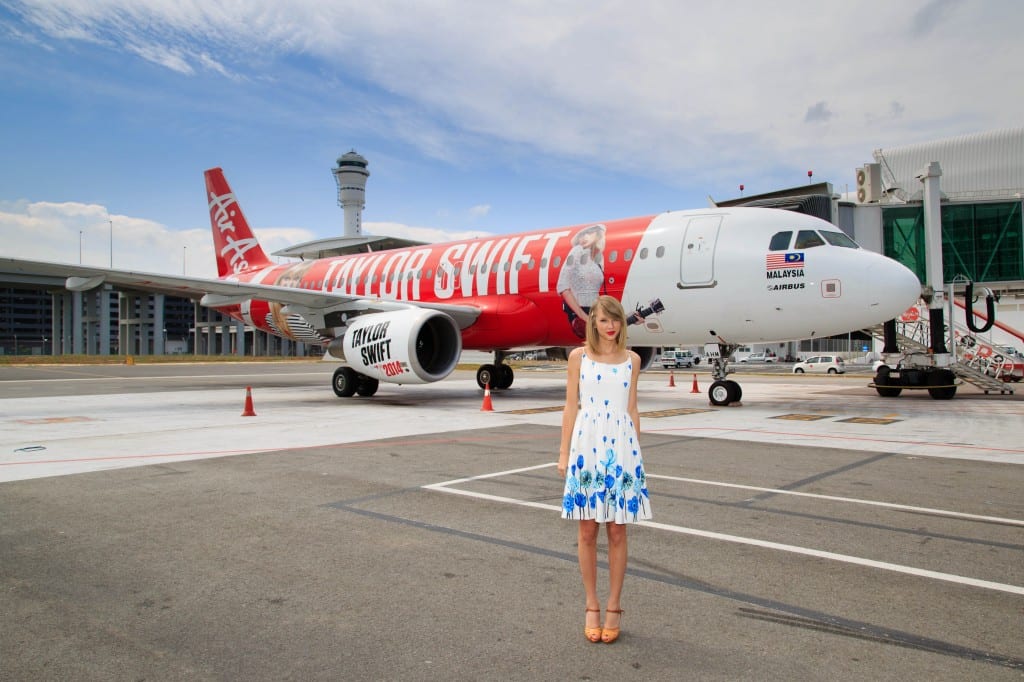 air-asia-a320-and-taylor-swift-1024x682.jpg