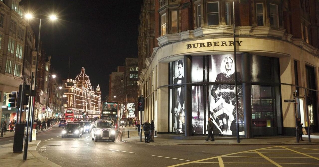 100339973 burberry store london getty.1910x1000