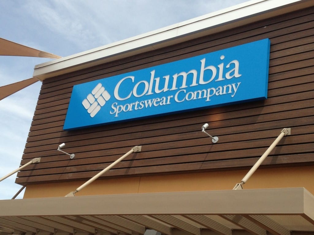 Columbia-Sportswear-COmapny-Outlet-store-in-Phoenix-Premium-Outlets-PHoenix-AZ-USA.jpg