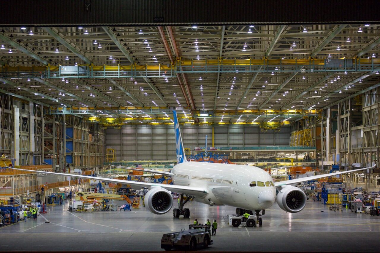 boeing 787 9 while in hangar