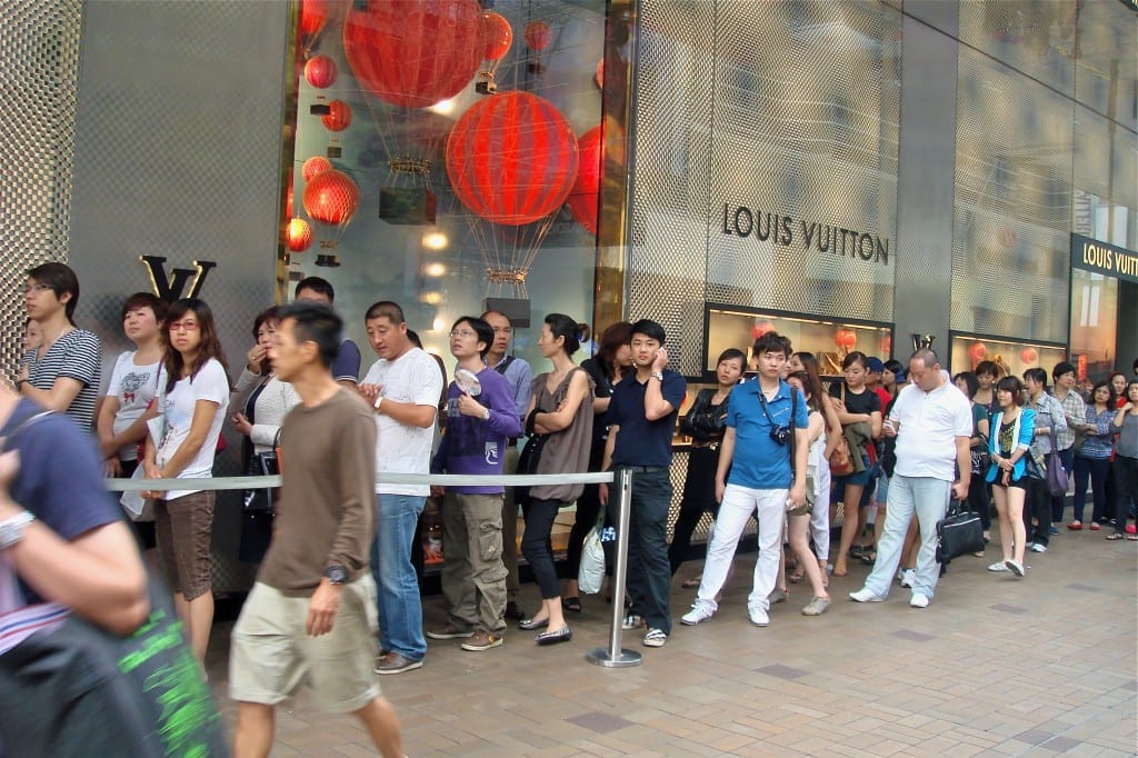 chinese-shoppers-1024x682.jpg