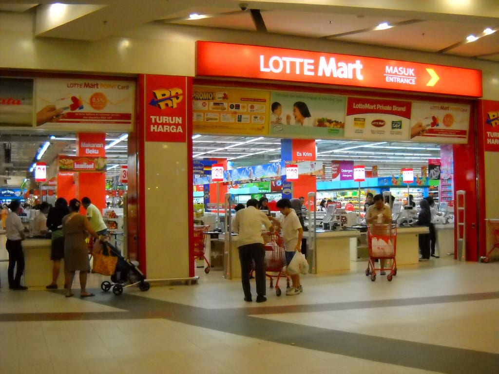 Lottemart_Jakarta.jpg