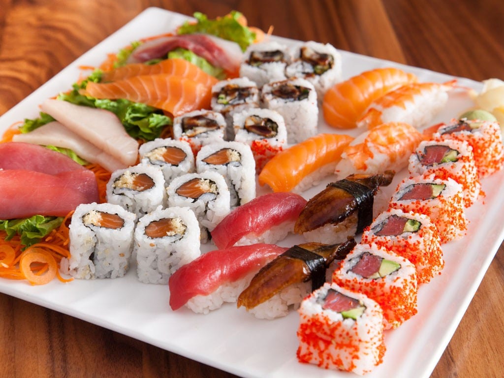 Sushi-and-Sashimi-for-Two_1024-1024x768.jpg