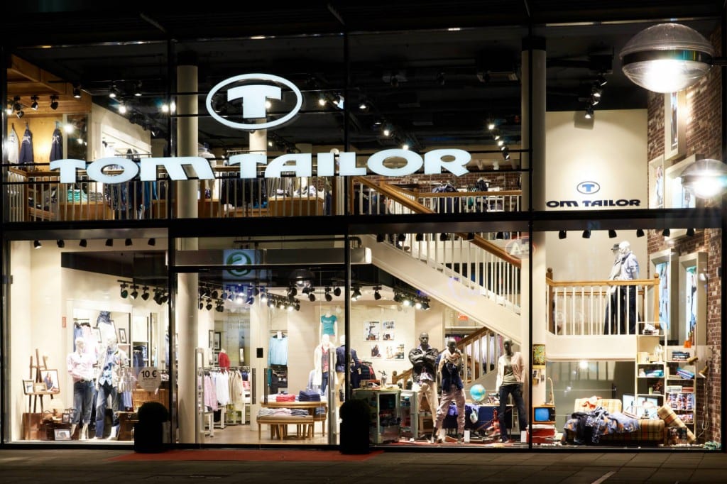 TOM-TAILOR-Flagshipstore-Stuttgart_Aussen_Nacht_01-1024x682.jpg