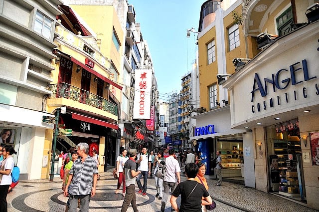 macau-retail.jpg