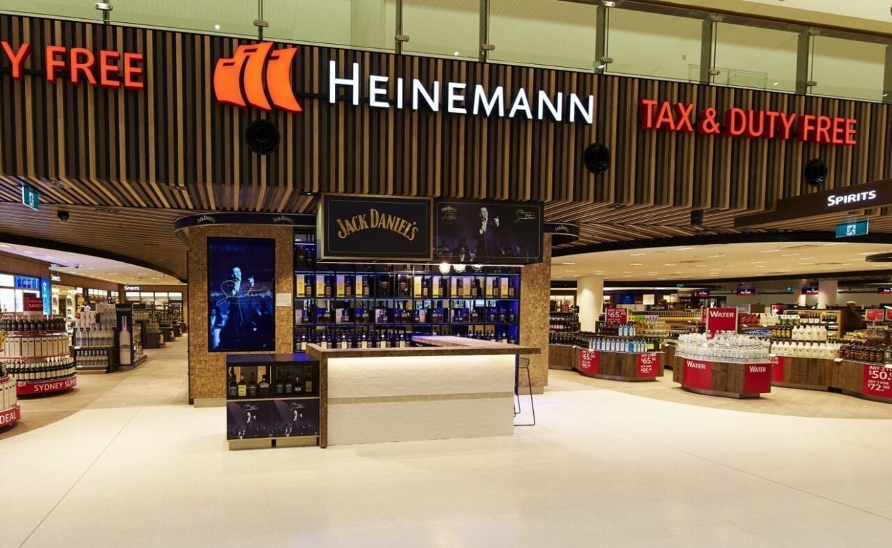 Heinemann T1 Departures Duty Free Store