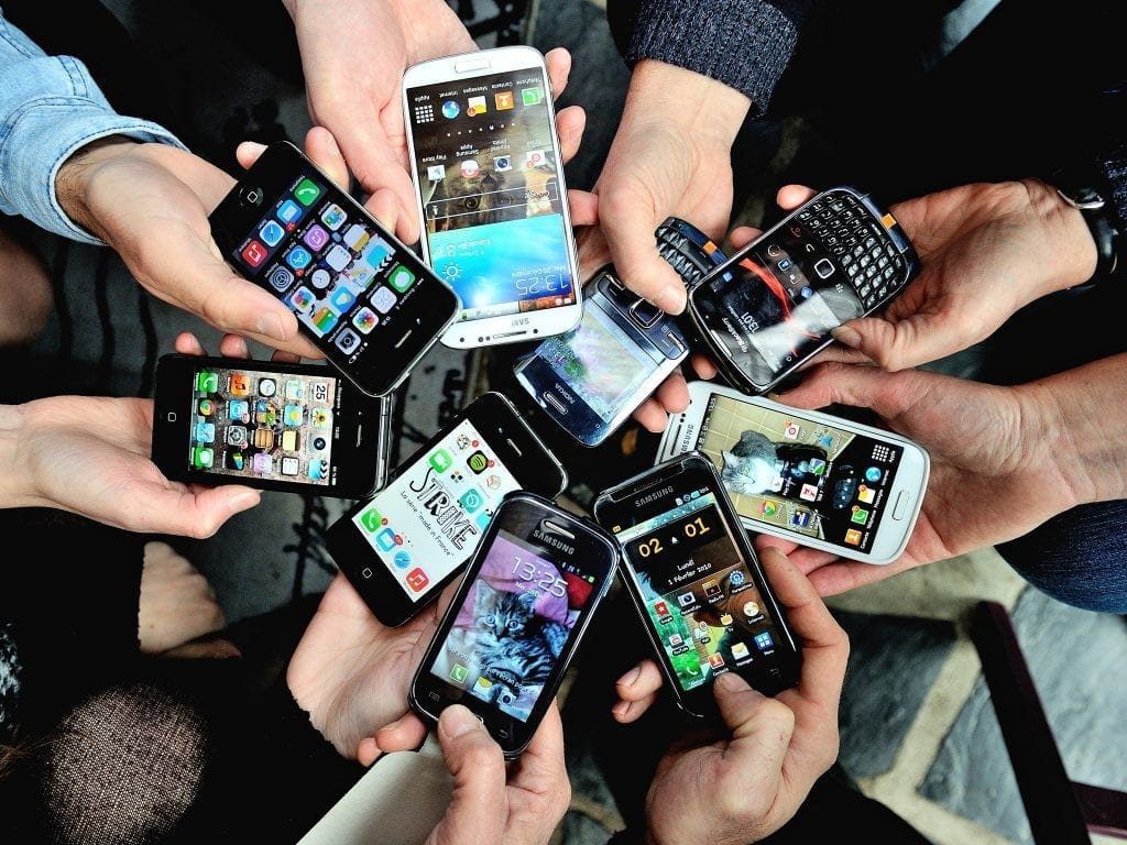 web-smartphones-1-getty-1024x768.jpg