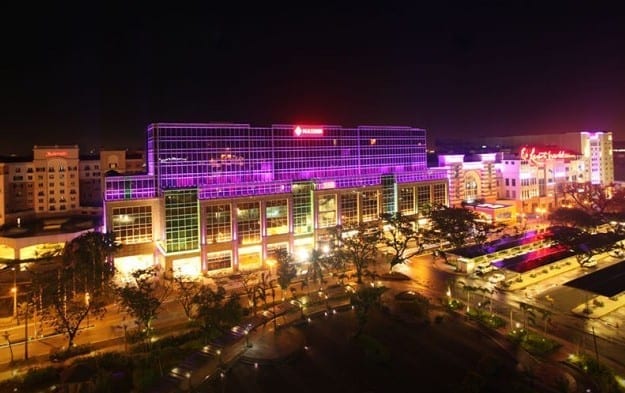 Resorts-World-Manila-e1431918903415.jpg