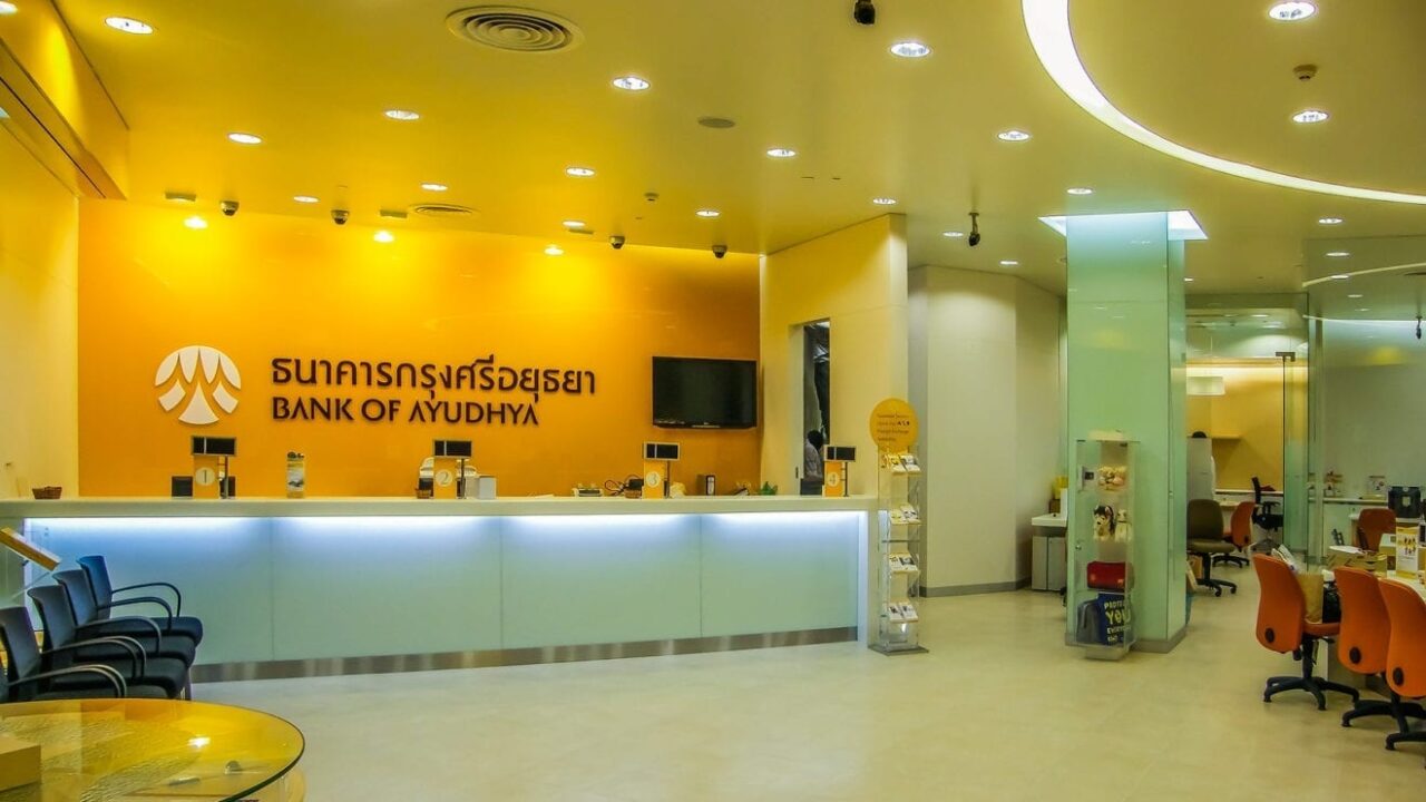 02 Bank Ayudhya Sari Center