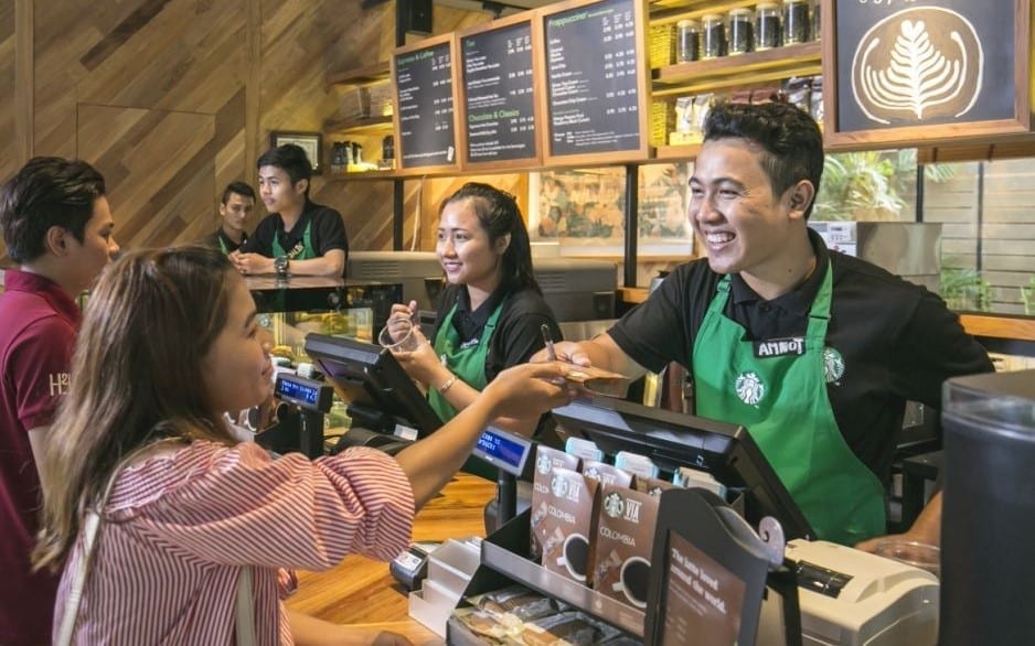 starbucks-phnom-penh.jpg