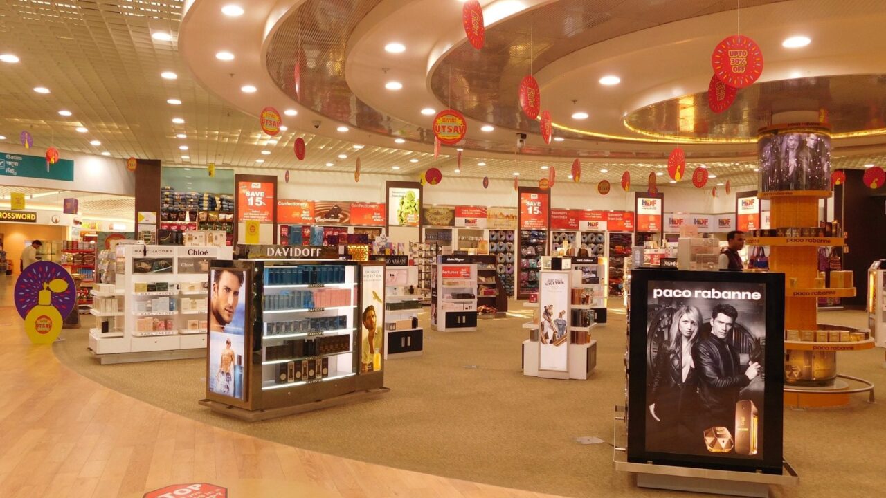Departures Store