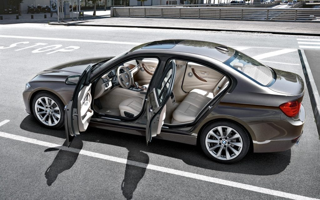 BMW-Sedan-Indonesia-1024x640.jpg