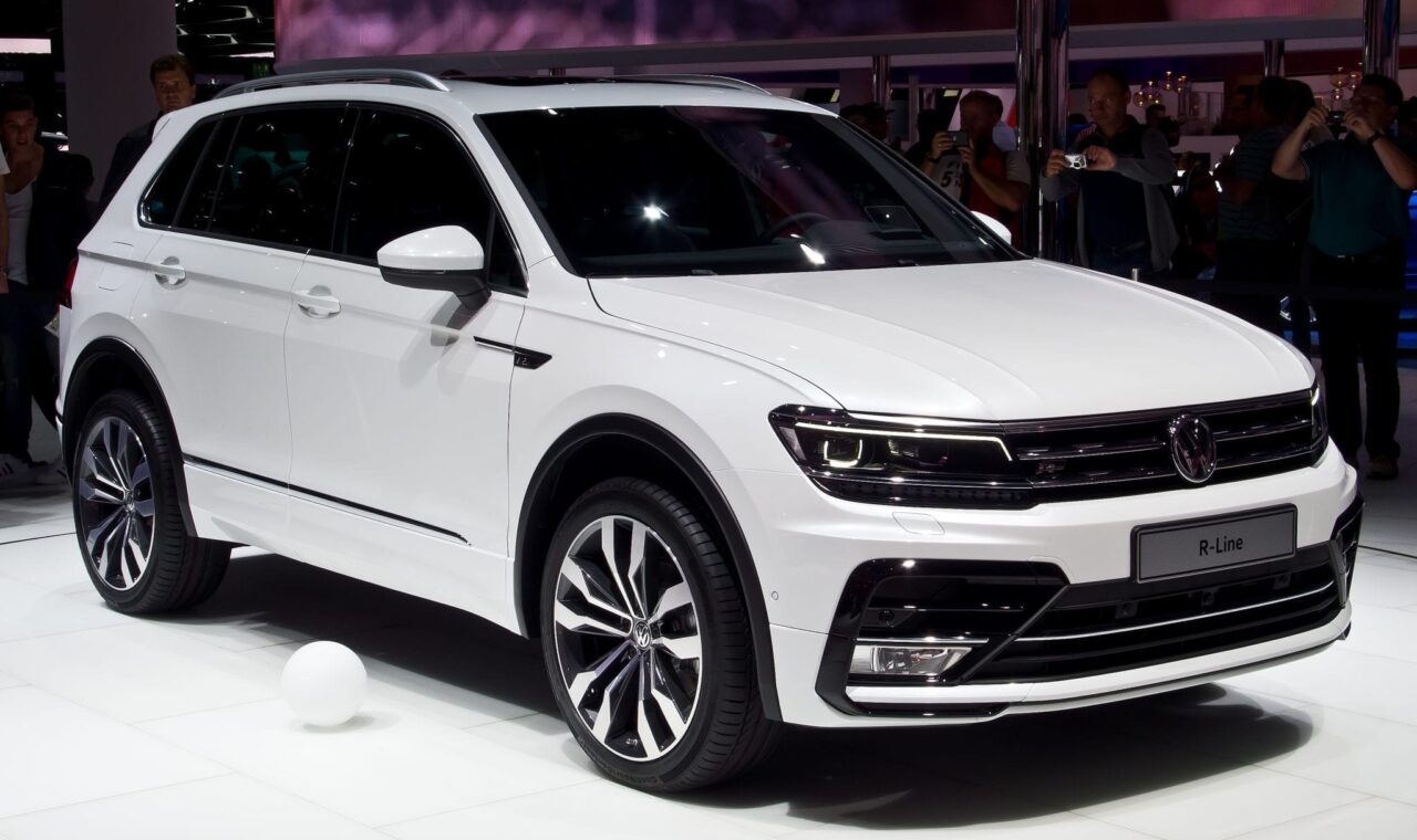 VW Tiguan 2.0 TDI 4MOTION R Line II – Frontansicht 19. September 2015 Frankfurt