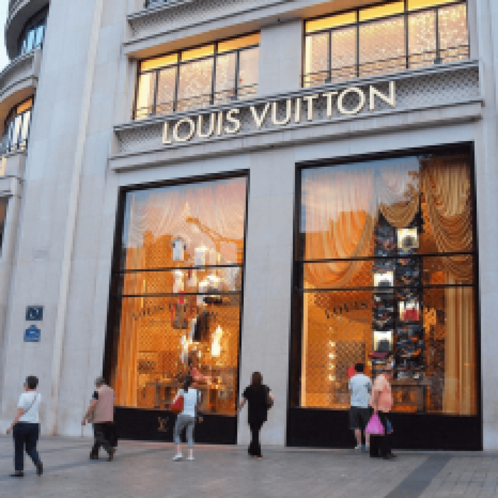 Louis Vuitton in Thailand expands to Phuket