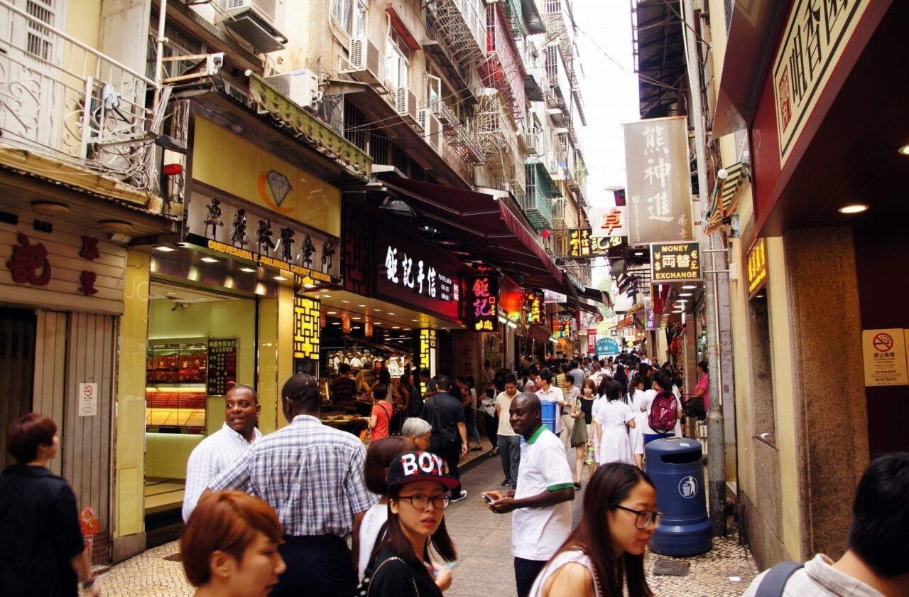 macau retail shopping
