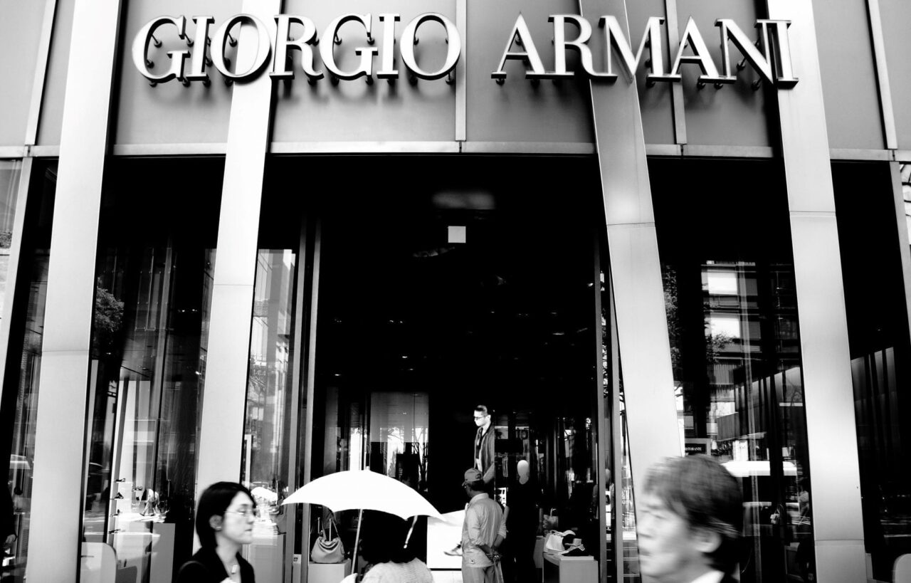 GINZA   GIORGIO ARMANI.