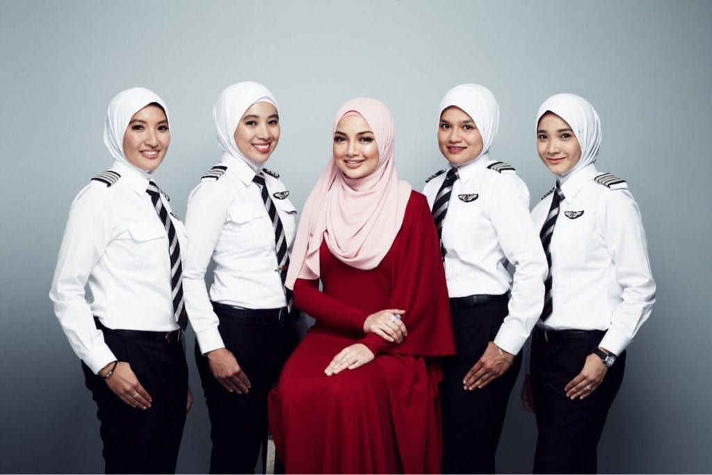Airasia-Hijab-1024x684.jpg