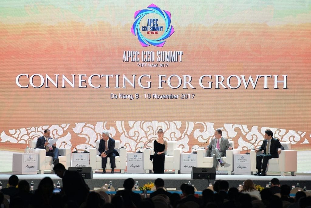 APEC-CEO-Summit-2017-in-Da-Nang-Vietnam-1024x683.jpg