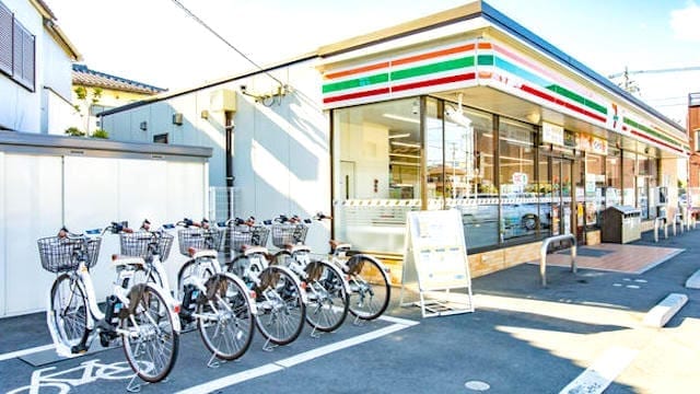 hello-cycling-x-7eleven.jpg