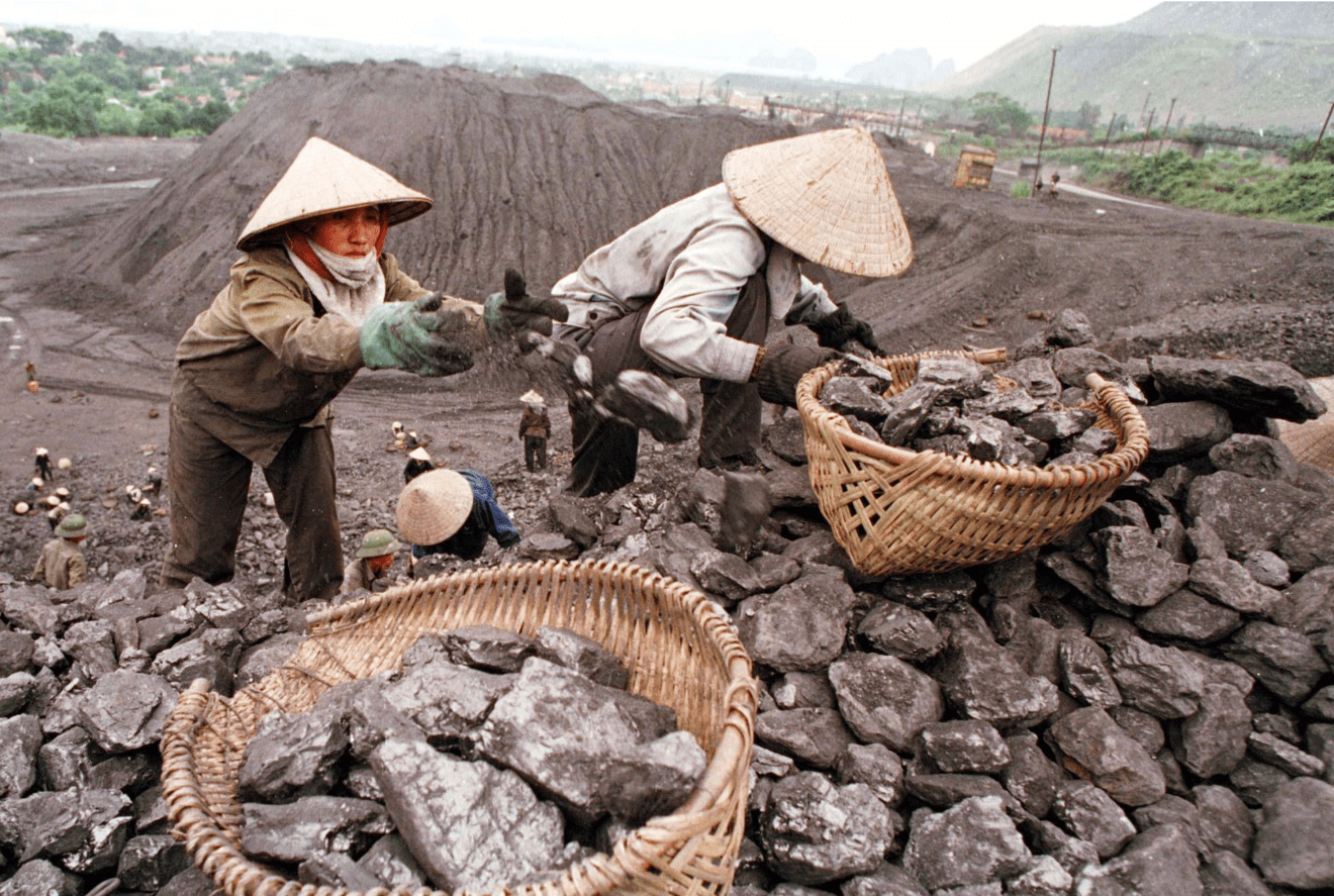 vietnam-coal-mining.png