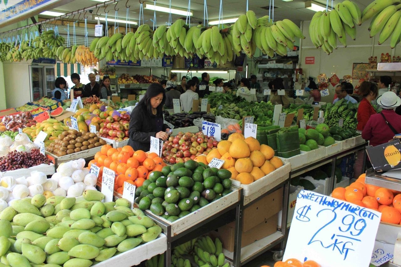 vietnam-fruit-shop-1280x853.jpg