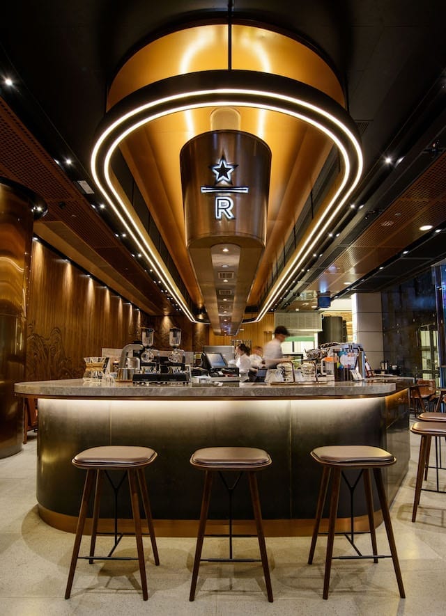 Starbucks-ifc-mall-store_Starbucks-Reserve™-Coffee-Experience-Bar_2