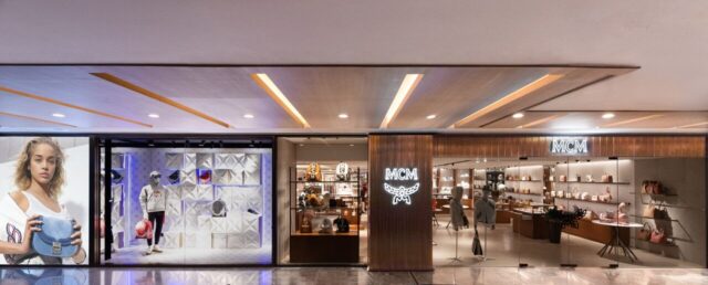 MCM Paragon Store Front preview