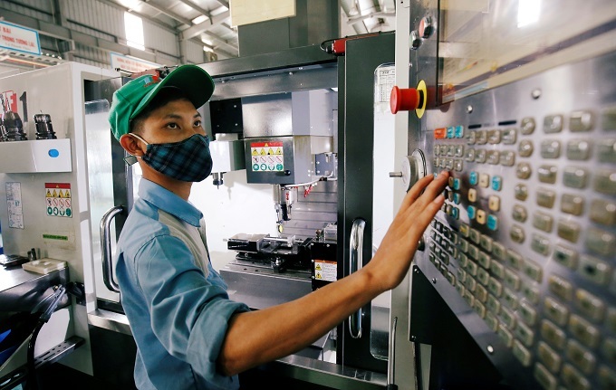 vietnam-factory-labor.jpg