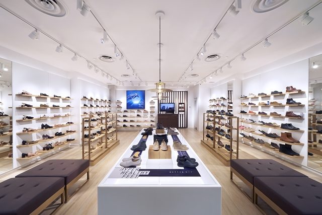 Regnfuld større Blive opmærksom Clarks Shoes new store design showcased in Singapore store | Retail News  Asia