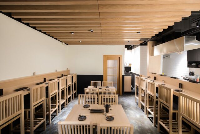 mokutan inside
