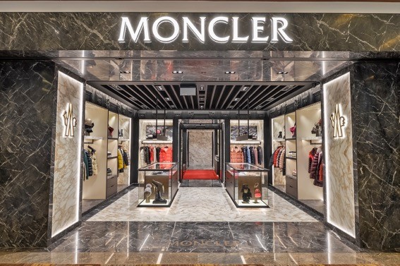 moncler-.jpg