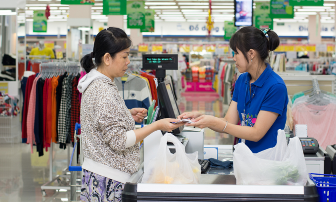 vietnam-retail-cashier.png
