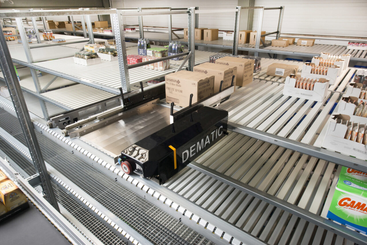Dematic AMCAP Subsystem mit Multishuttle 2 scaled