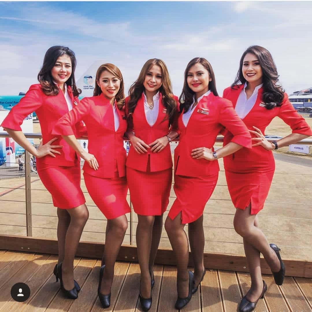 Airasia-Crew.jpg