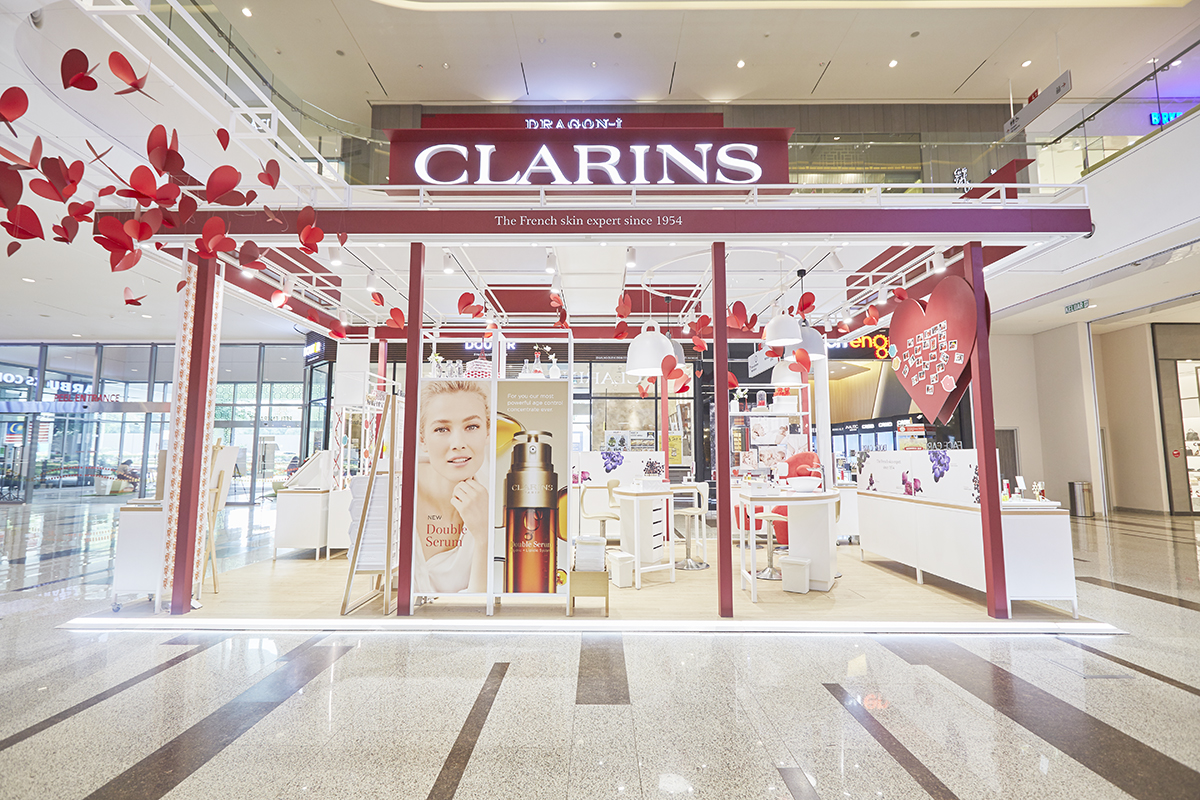 Clarins-Kiosk.jpg