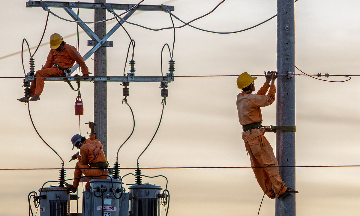 Vietnam-Electricity.jpg