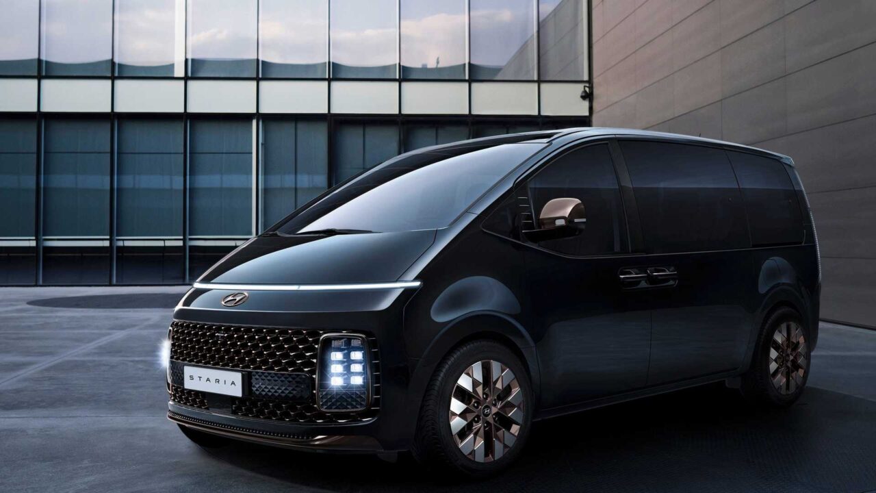 Hyundai Staria Minivan