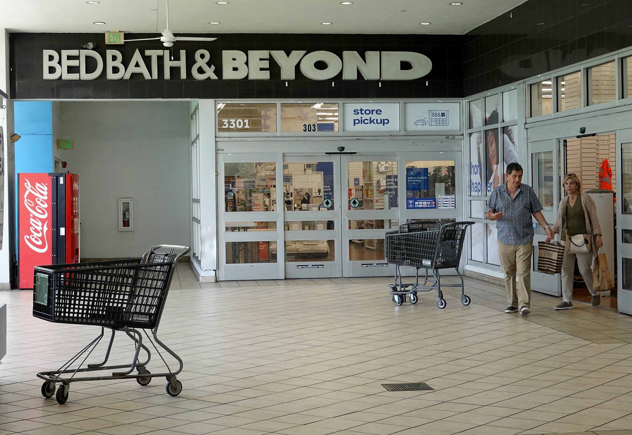 : Bed Bath & Beyond in crisis as turnaround plan fails