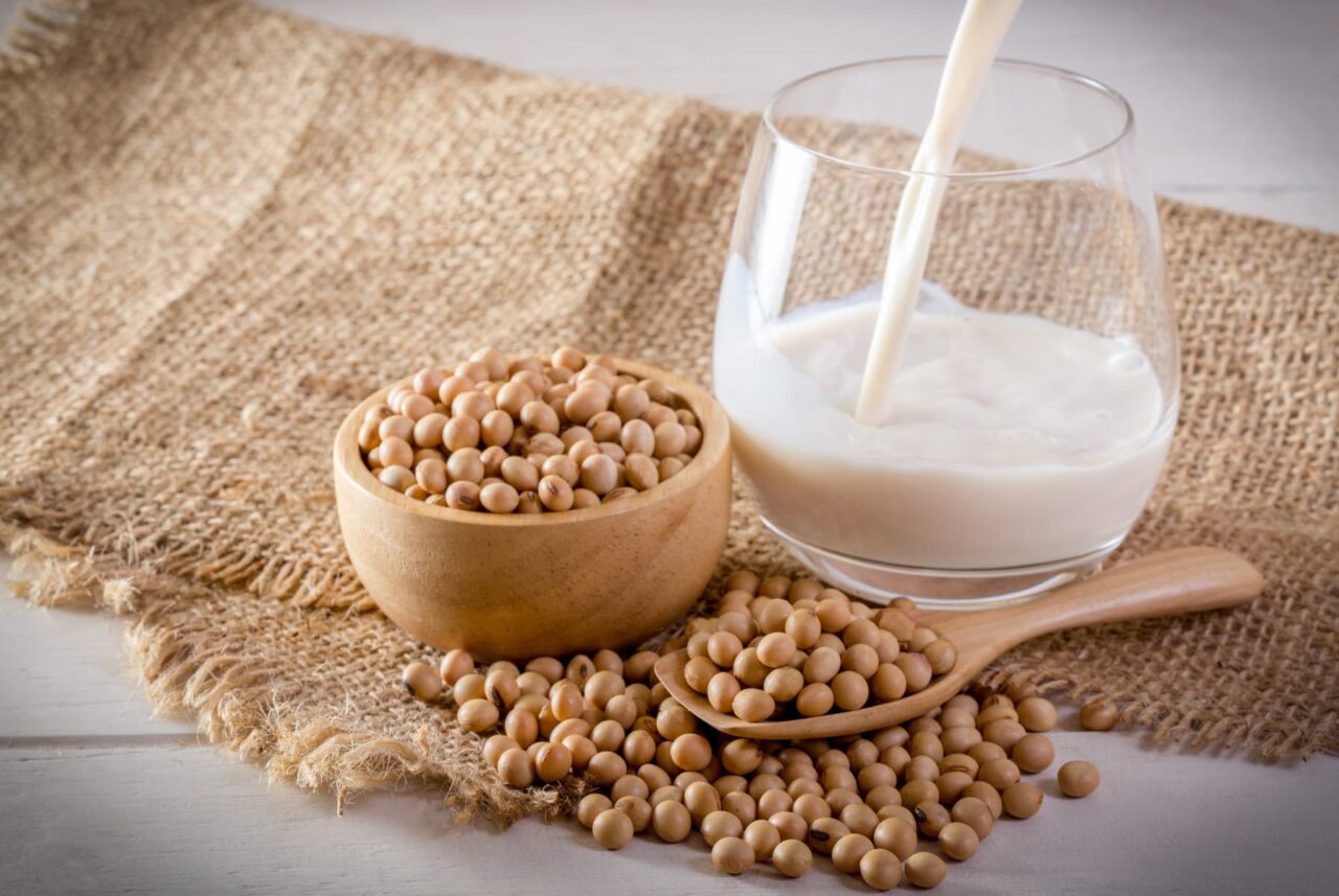 Soy-milk-1280x857.jpg