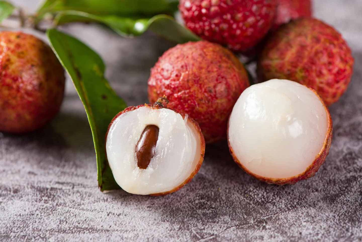 Vietnam seeks to expand overseas markets for lychees