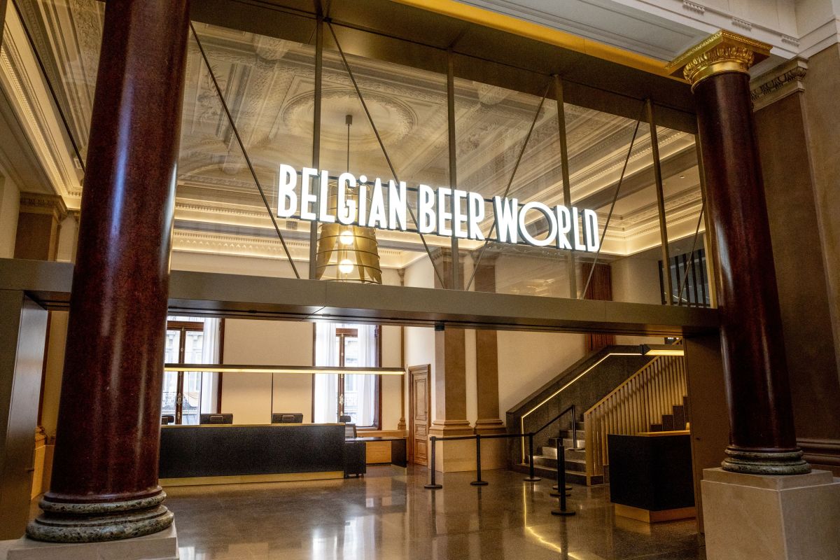 inauguration-belgian-beer-world-at-bourse.jpg